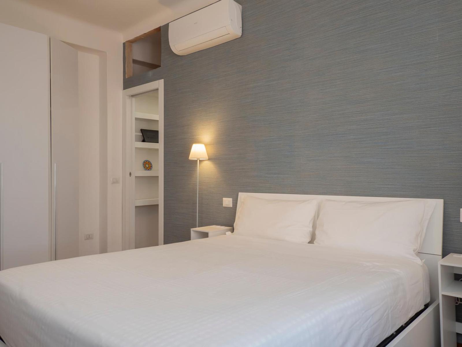 I Host - Sebino 4 * Milan